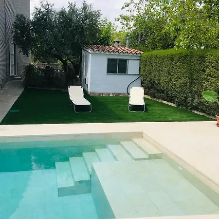 Casa Cesar Martinell 1 *