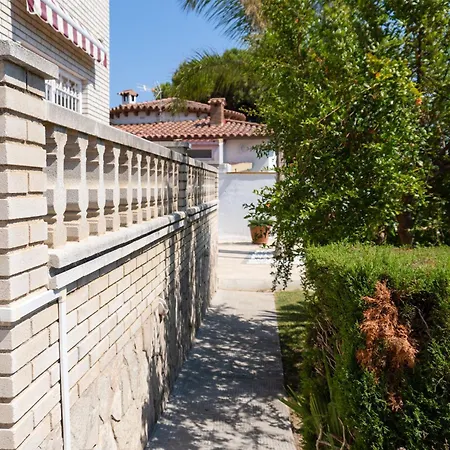 Casa Cesar Martinell 1 Villa