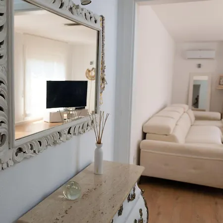 Casa Cesar Martinell 1 Камбрильс