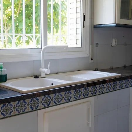 Вилла Casa Cesar Martinell 1 *