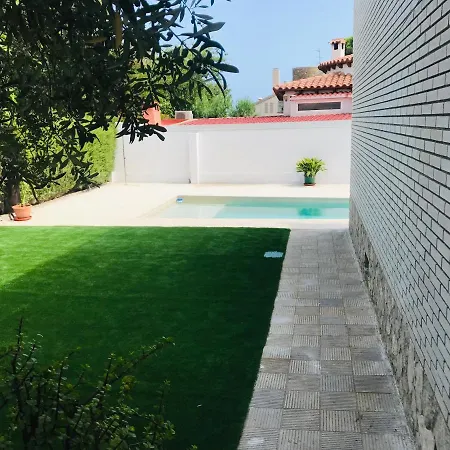 别墅 Casa Cesar Martinell 1
