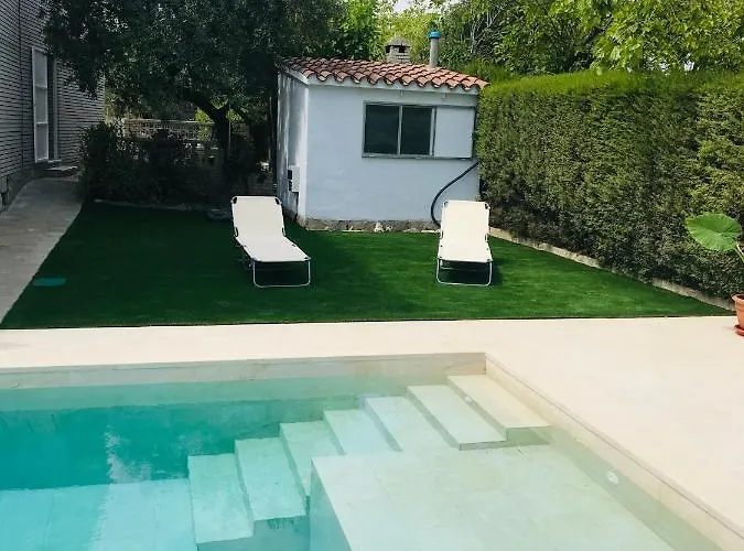 Casa Cesar Martinell 1 *