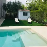 Casa Cesar Martinell 1 *