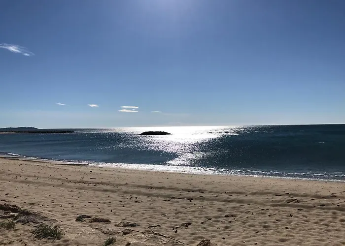 Casa Cesar Martinell 1 *